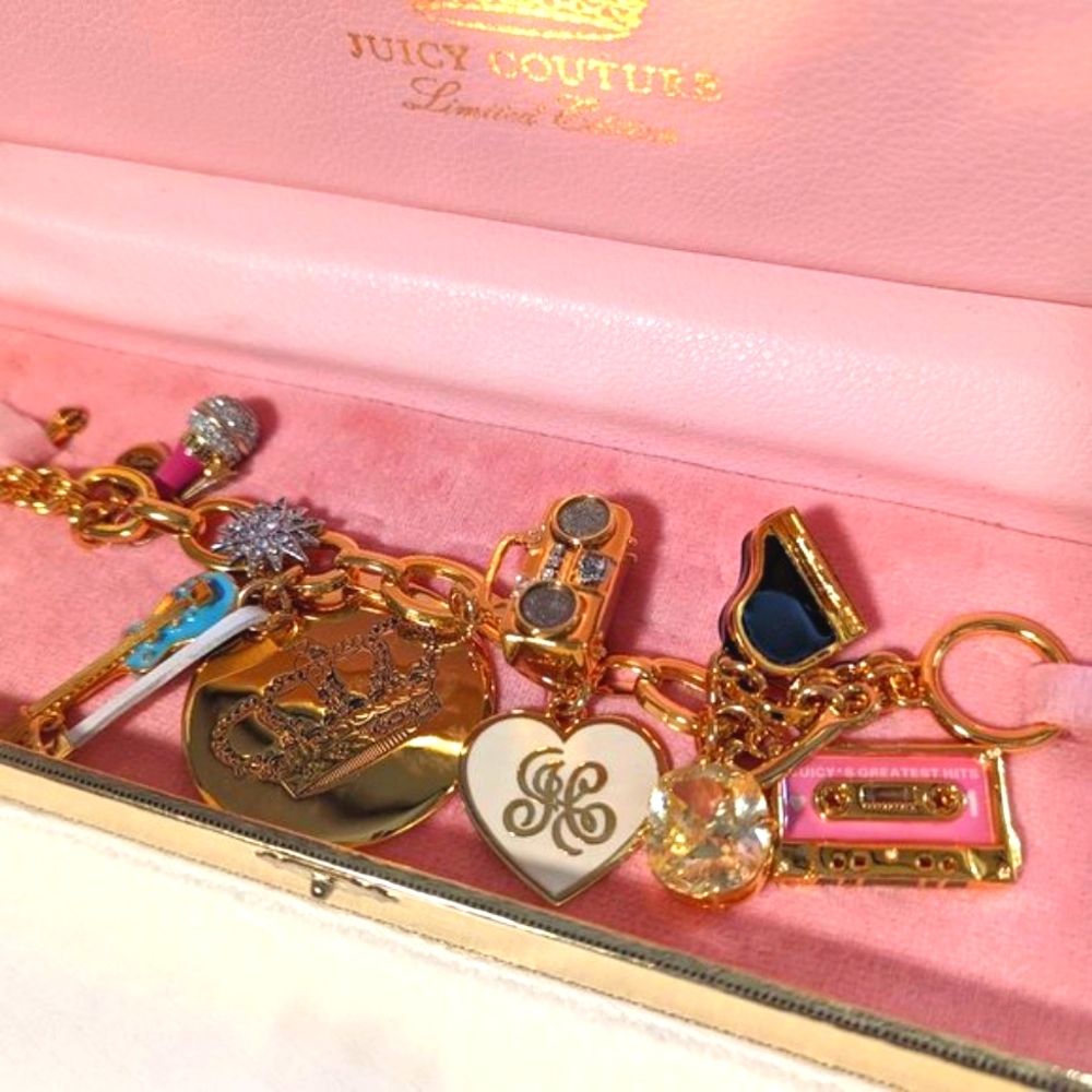 Rare Mint Condition Juicy Couture Music Bracelet dead stock NEW